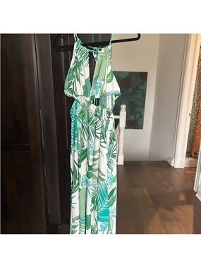 Tropical Green Maxi Dress with Leaf Print